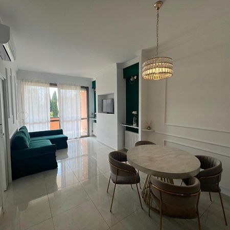 Green House - Parco Tirreno By Ohana روما المظهر الخارجي الصورة