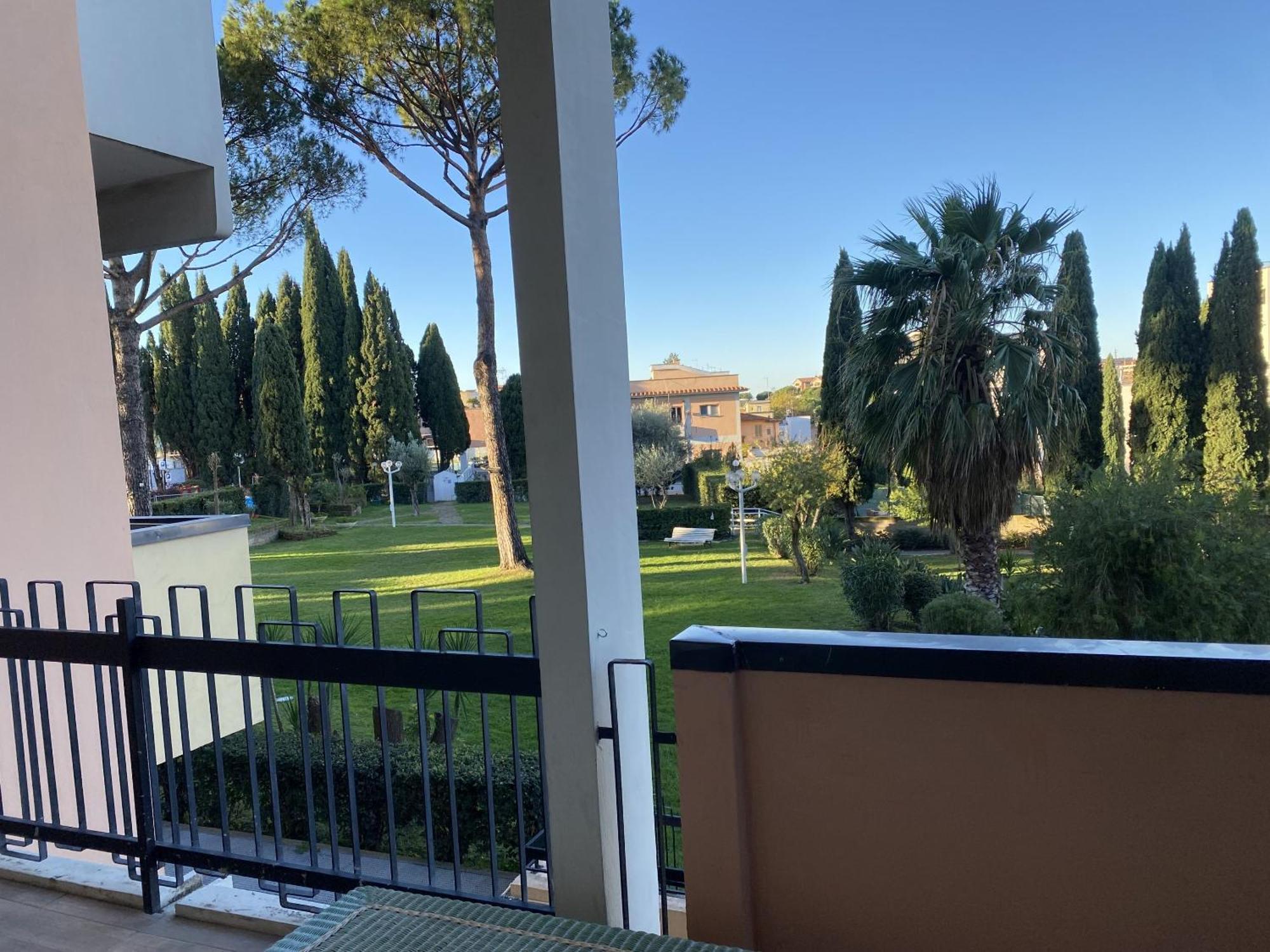 Green House - Parco Tirreno By Ohana روما المظهر الخارجي الصورة
