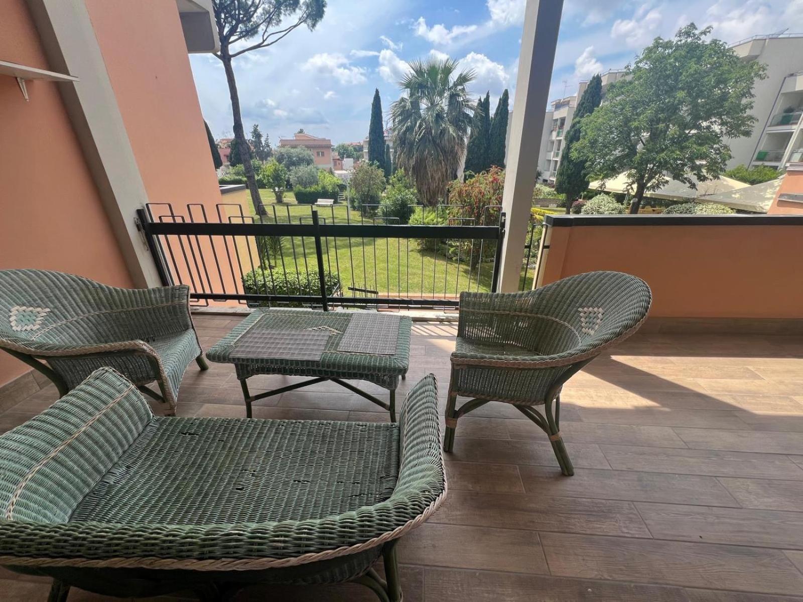 Green House - Parco Tirreno By Ohana روما المظهر الخارجي الصورة
